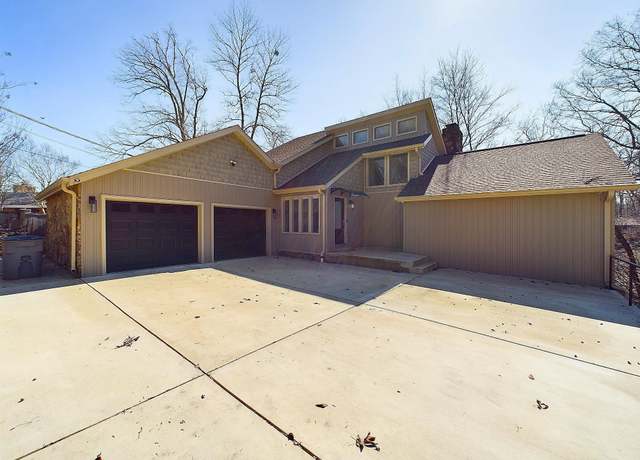 Property at 1794 Skypark Rd, Florence, AL, 4 beds, 3.5 baths