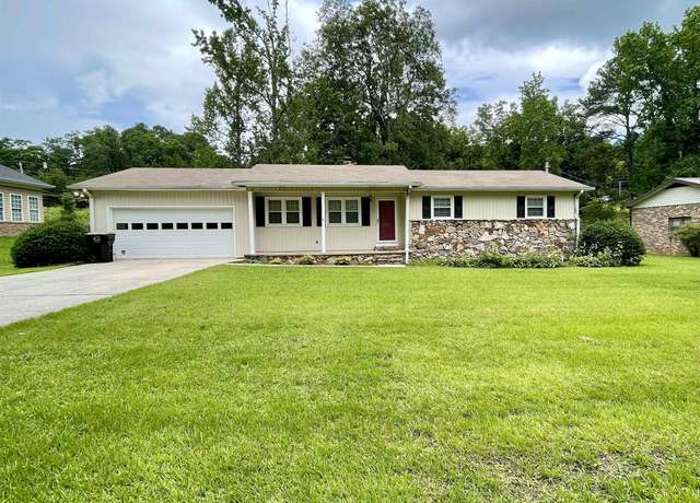 Property at 1513 Ridge St NW, Cullman, AL, 3 beds, 2 baths