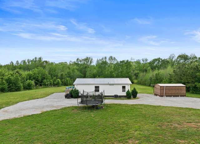 Property at 207 Burcham Way, Florence, AL, 3 beds, 2 baths
