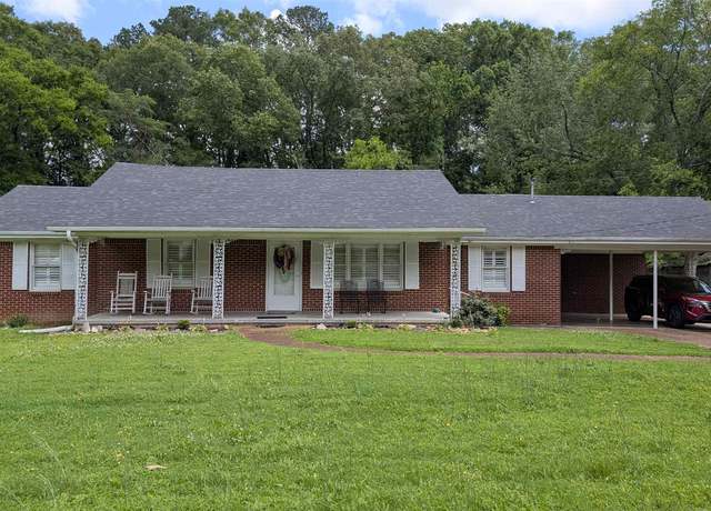 Property at 1011 Frankfort Rd, Tuscumbia, AL, 4 beds, 1.5 baths