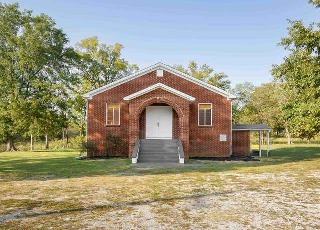 Property at 2115 Spring Valley Rd, Tuscumbia, AL, 4 beds, 2 baths