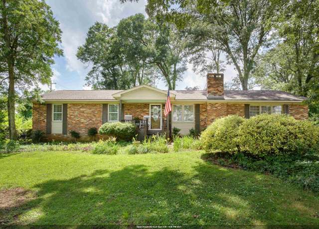 Property at 103 White City Dr, Tuscumbia, AL, 3 beds, 2 baths