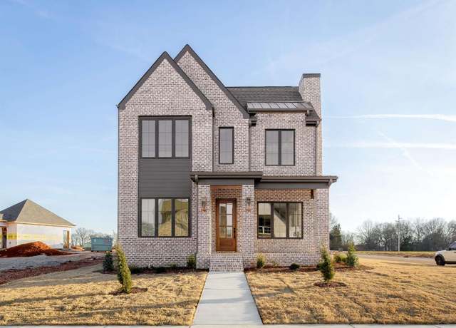Property at 202 Fame Ave, Tuscumbia, AL, 3 beds, 3 baths