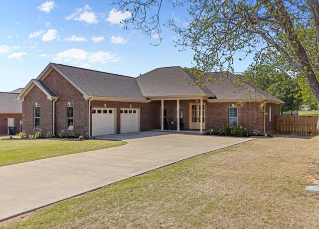 Property at 235 Oldenburg Dr, Killen, AL, 3 beds, 2 baths