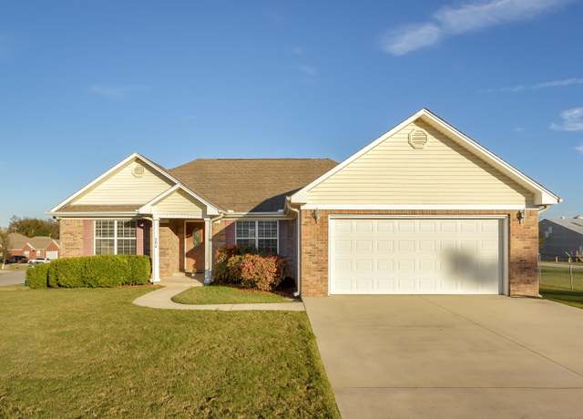 Property at 204 N King St, Tuscumbia, AL, 3 beds, 2 baths