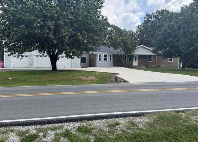 Property at 2380 W County Farm Rd, Tuscumbia, AL, 3 beds, 2 baths