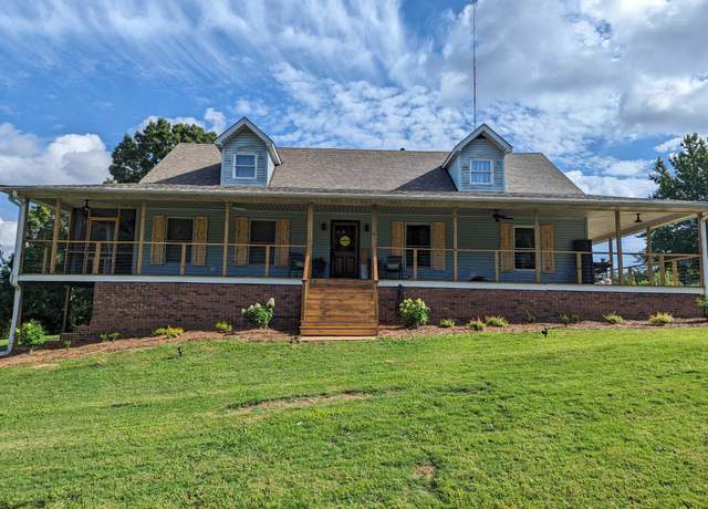 Property at 470 Darrell Dr, Tuscumbia, AL, 4 beds, 4.5 baths