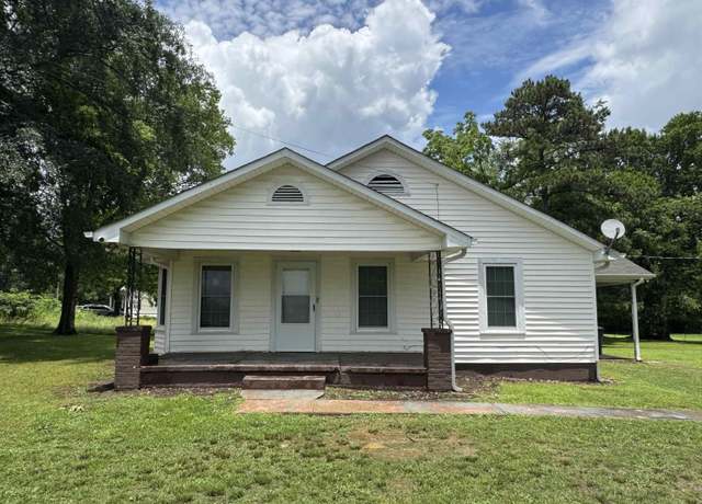 Property at 601 Co Rd 424, Killen, AL, 3 beds, 2 baths