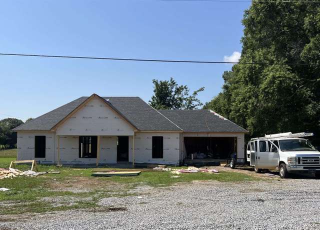 Property at 2656 Co Rd 16, Florence, AL, 3 beds, 2 baths