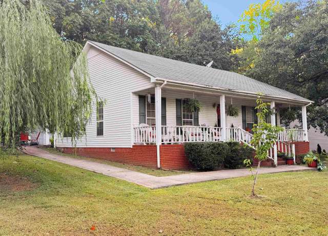 Property at 331 Scenic Dr, Russellville, AL, 3 beds, 3 baths