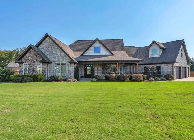 Property at 243 Gallatin Way, Florence, AL, 6 beds, 3.5 baths