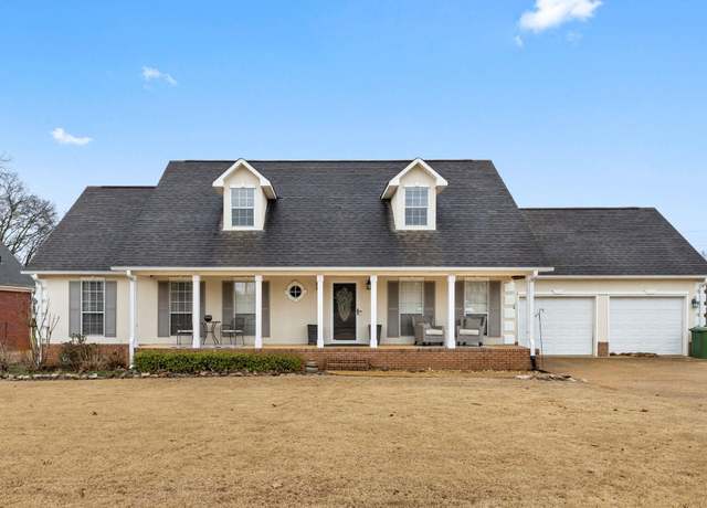 Property at 908 Puritan Ave, Muscle Shoals, AL, 4 beds, 3 baths