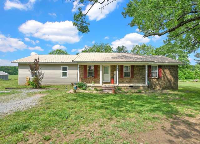 Property at 162 Brannon Ct, Addison, AL, 3 beds, 2 baths