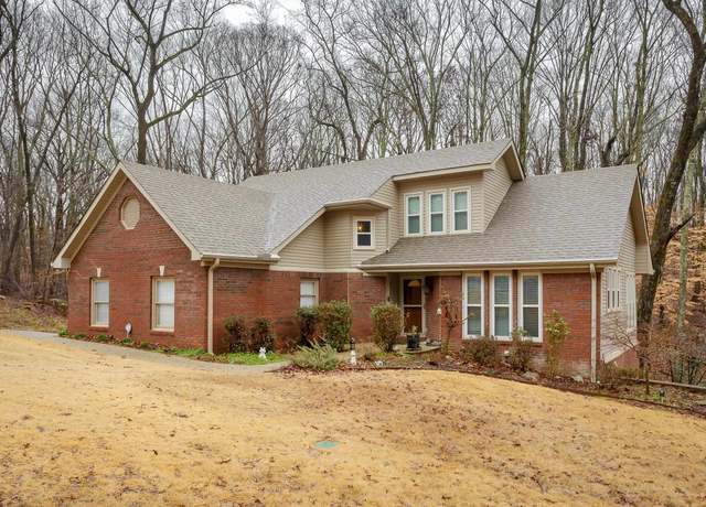 Property at 317 Cypress Cv, Florence, AL, 4 beds, 3.5 baths