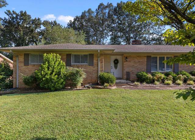 Property at 1634 Decatur Ave, Florence, AL, 3 beds, 2 baths