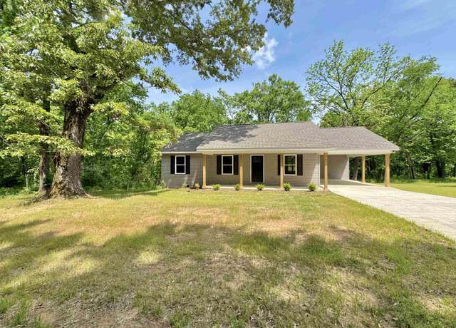 Property at 315 Lee St, Rogersville, AL, 3 beds, 2 baths