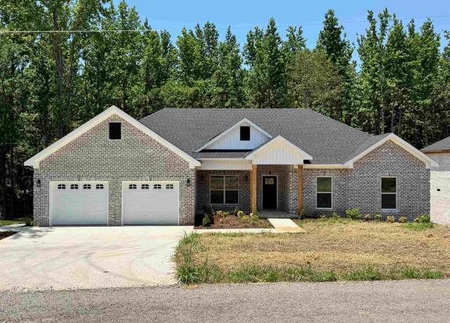 Property at 450 Horseshoe Hills Rd, Killen, AL, 4 beds, 2 baths