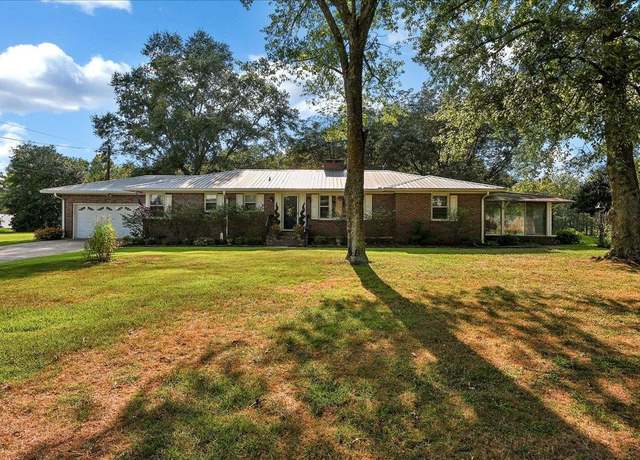 Property at 247 Co Rd 1095, Cullman, AL, 3 beds, 2 baths