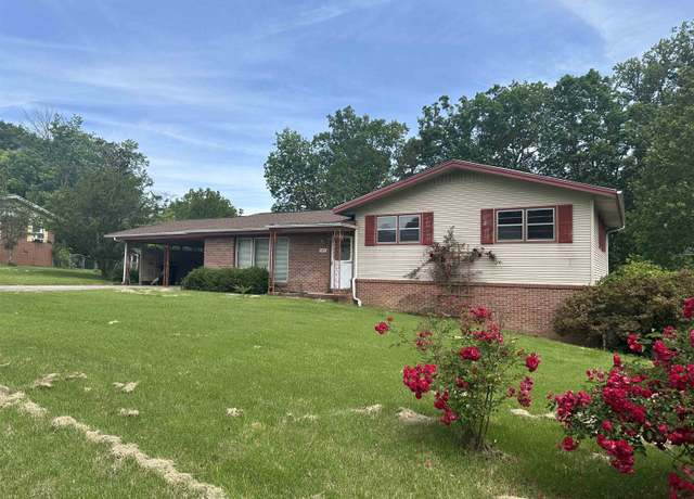 Property at 1427 Timberlane Dr SE, Cullman, AL, 3 beds, 2 baths