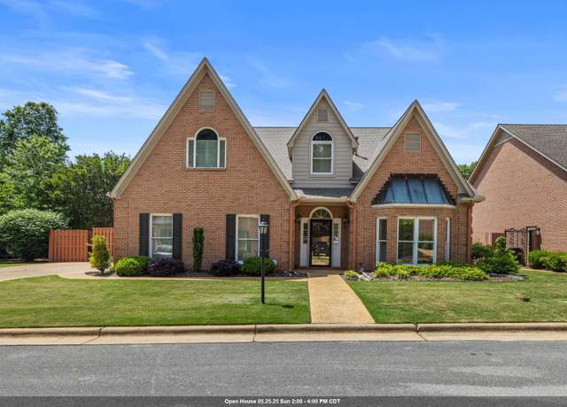Property at 12 Brannon Ct, Florence, AL, 3 beds, 3.5 baths
