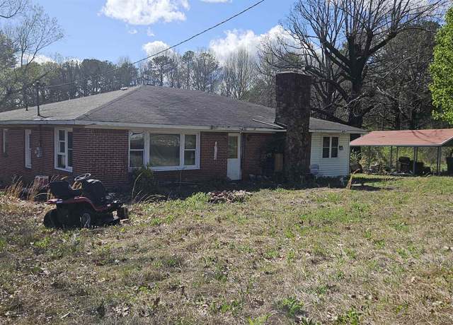 Property at 1080 7th St, Cherokee, AL, 3 beds, 3 baths