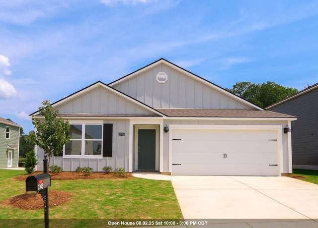 Property at 2305 Surry Dr SW, Cullman, AL, 4 beds, 2 baths