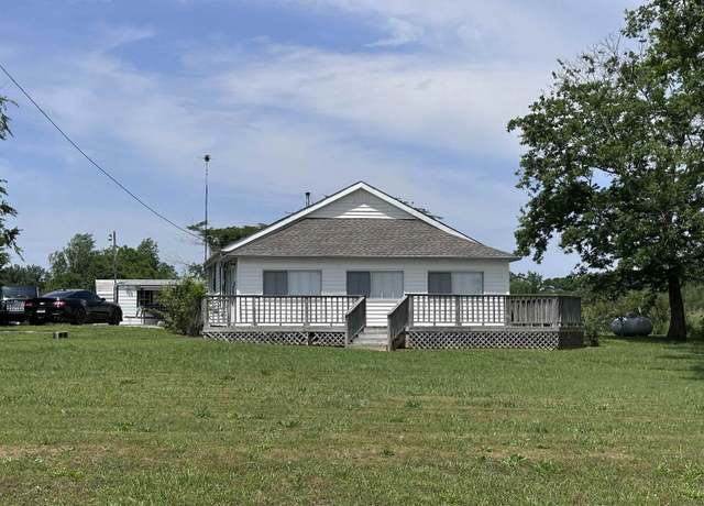 Property at 11140 River Rd, Town Creek, AL, 2 beds, 1 bath