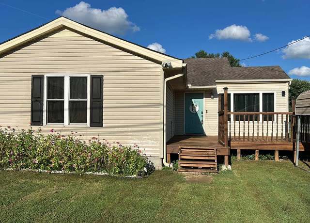 Property at 215 NW Central Ave, Muscle Shoals, AL, 3 beds, 2 baths