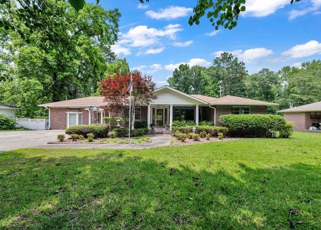 Property at 1513 Maple Dr NW, Cullman, AL, 3 beds, 2 baths