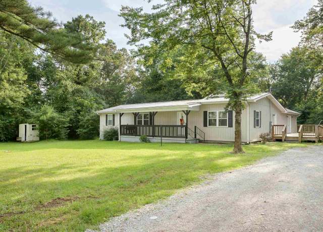 Property at 1455 Jackson Hwy, Tuscumbia, AL, 3 beds, 2 baths