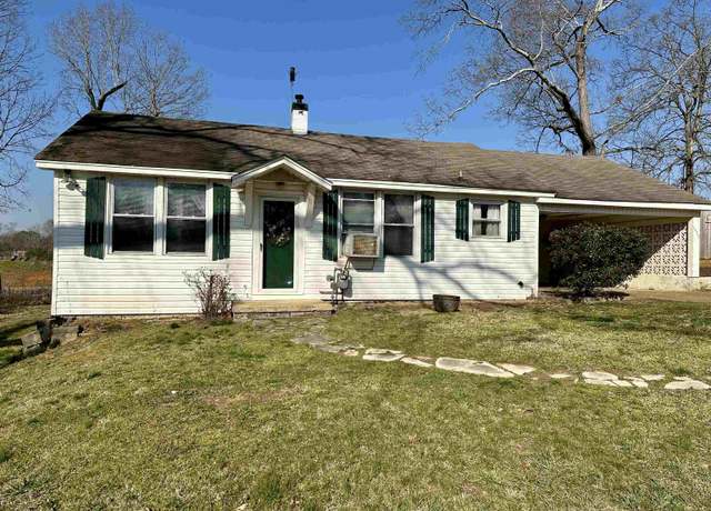 Property at 1403 Lawrence St, Florence, AL, 2 beds, 1 bath