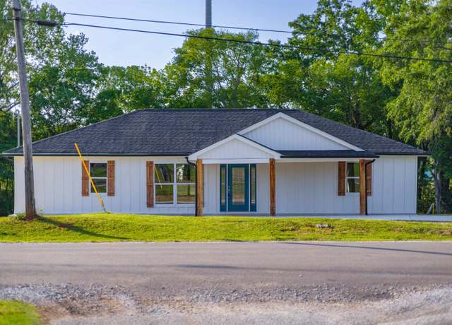 Property at 833 Magnolia St, Muscle Shoals, AL, 3 beds, 3 baths