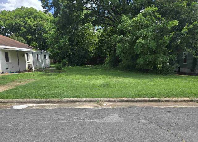 Property at 419 Campbell St, Florence, AL
