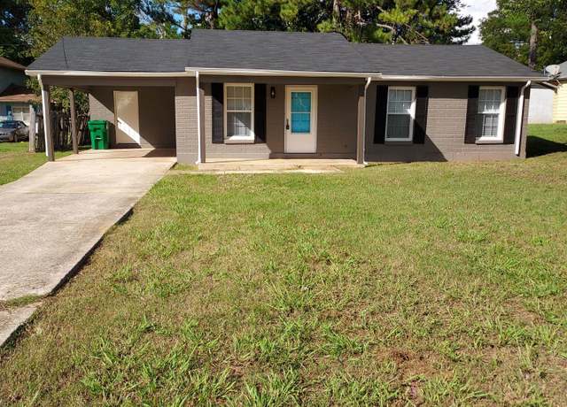Property at 807 E 10th St, Tuscumbia, AL, 3 beds, 1 bath