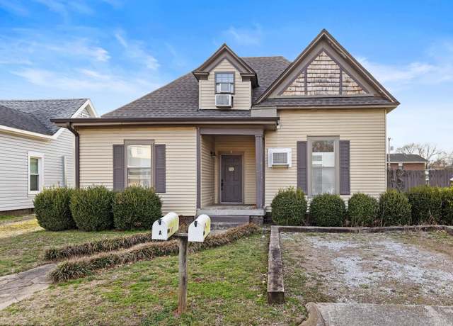 Property at 821 Prospect St, Florence, AL