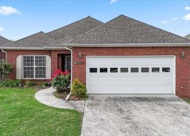 Property at 2906 Phelan Cir SE, Hanceville, AL, 3 beds, 2 baths