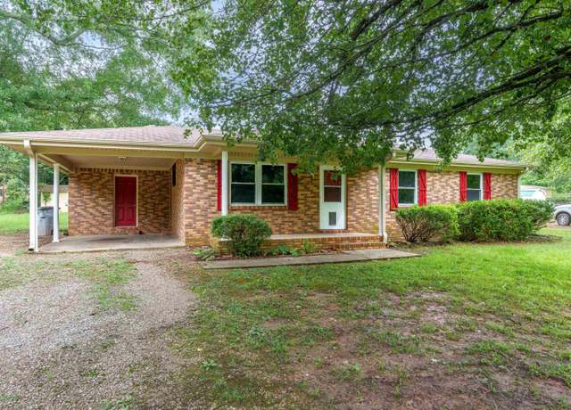 Property at 628 Co Rd 107, Killen, AL, 3 beds, 1 bath