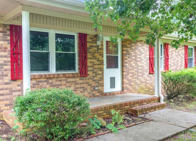 Property at 628 Co Rd 107, Killen, AL, 3 beds, 1 bath