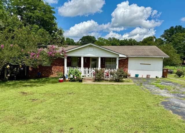 Property at 112 Lillian St, Red Bay, AL, 2 beds, 1 bath