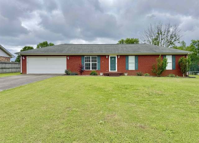 Property at 7214 Parkwood St, Florence, AL, 3 beds, 2 baths