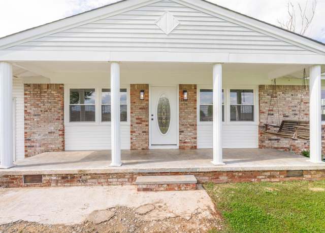 Property at 1105 Highland Ave, Muscle Shoals, AL, 4 beds, 3 baths