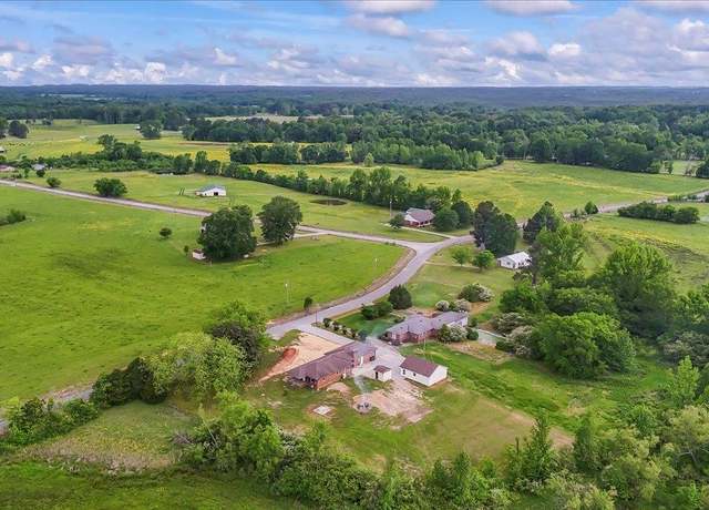 Property at 3740 Co Rd 165, Moulton, AL, 3 beds, 2.5 baths