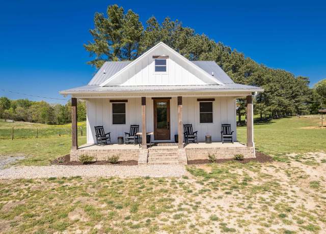 Property at 3118 Co Rd 1224, Vinemont, AL, 3 beds, 1.5 baths