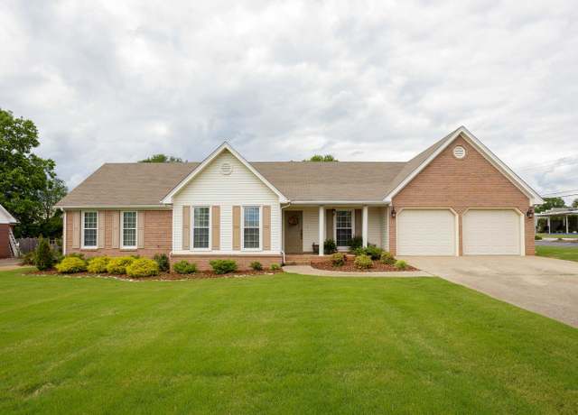 Property at 201 Kimberly Ave, Muscle Shoals, AL, 3 beds, 2 baths