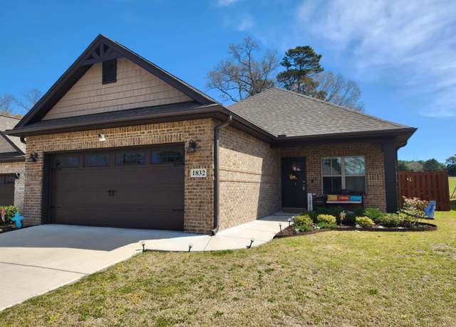 Property at 1832 Shadowbrook Ln, Cullman, AL, 3 beds, 2 baths