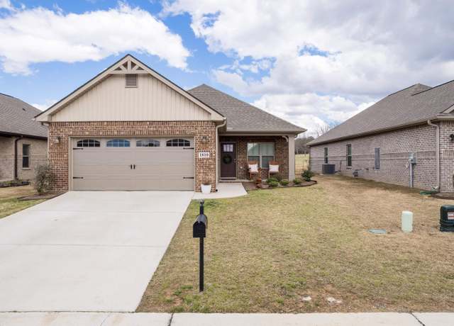 Property at 1810 Shadowbrook Ln, Cullman, AL, 3 beds, 2 baths