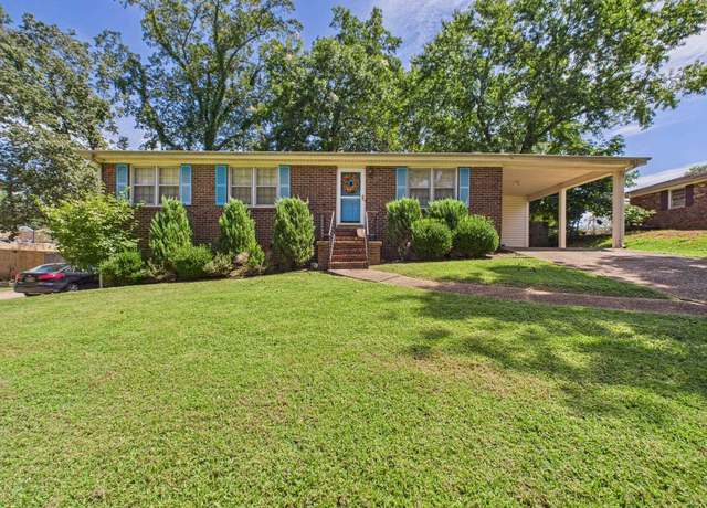 Property at 513 Highland Cir, Florence, AL, 3 beds, 2 baths