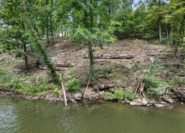 Property at 220 Ashmore Cir, Muscle Shoals, AL