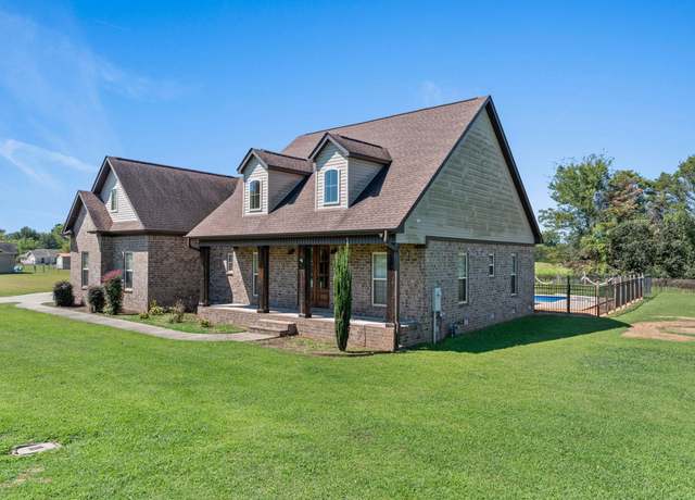Property at 105 Fieldwood Dr, Tuscumbia, AL, 4 beds, 2 baths