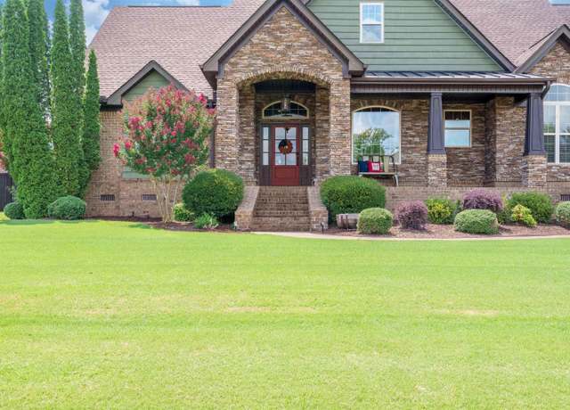 Property at 108 Inglewood Dr, Tuscumbia, AL, 3 beds, 3 baths